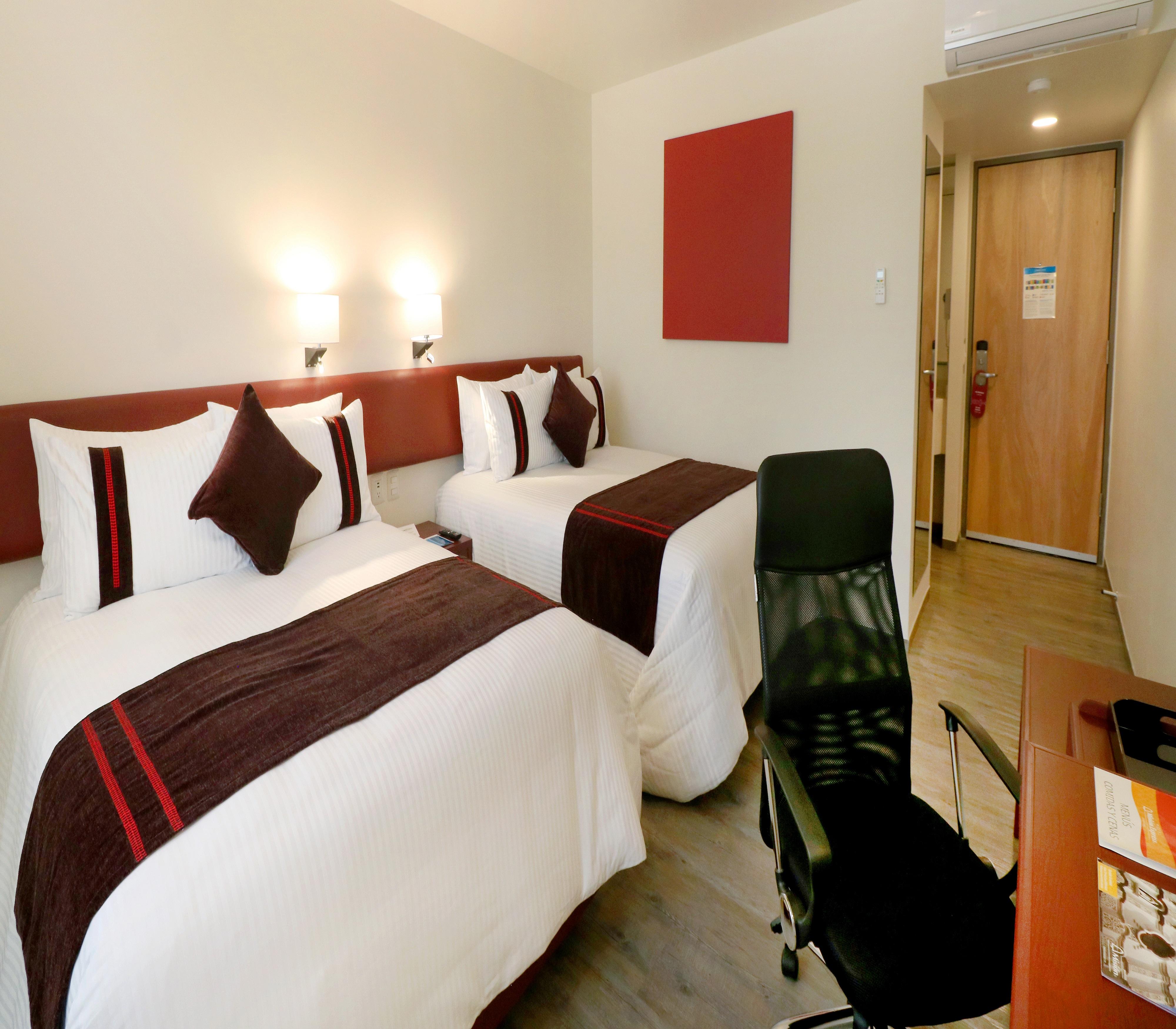 Mision Express Queretaro Hotell Eksteriør bilde
