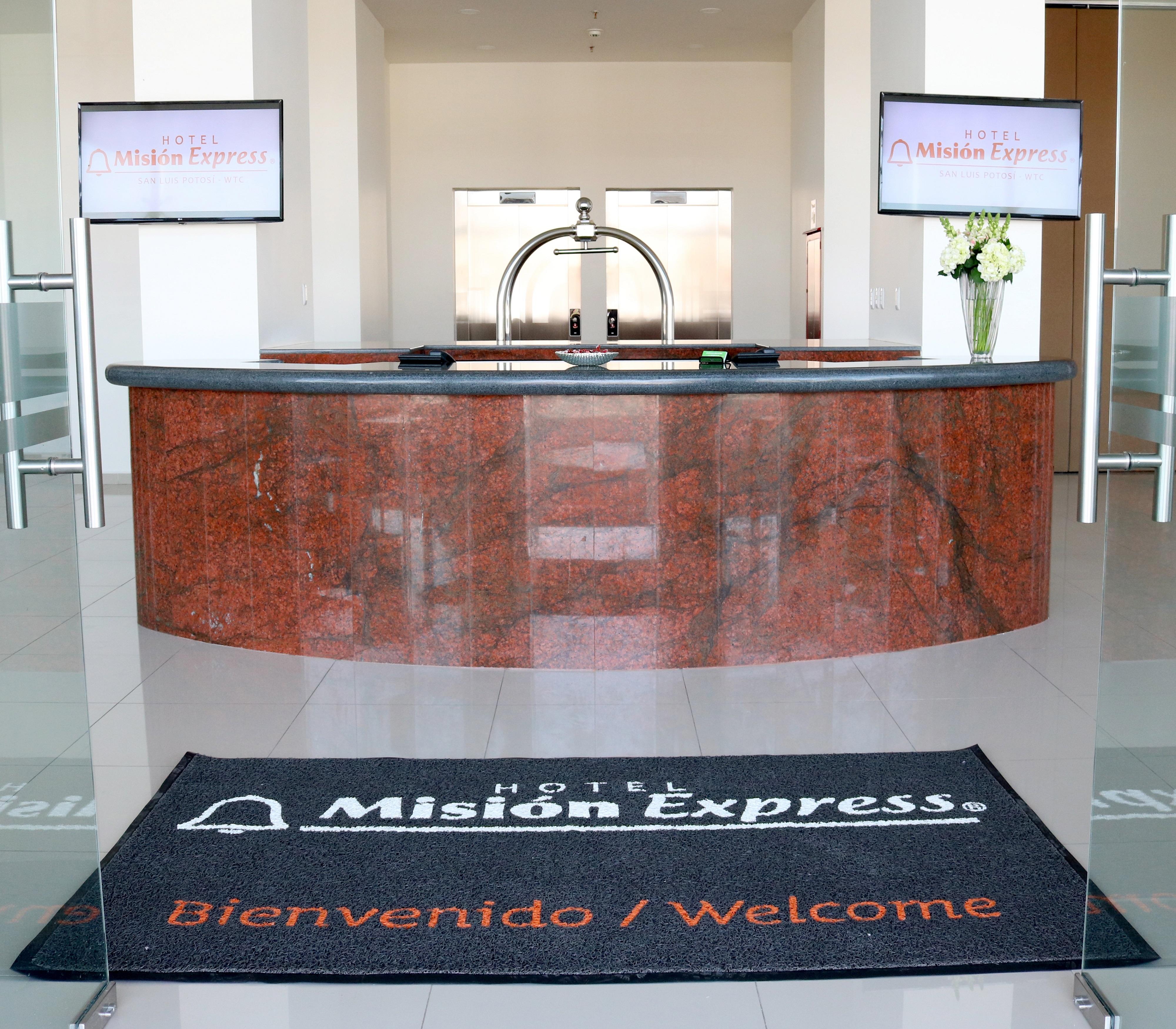 Mision Express Queretaro Hotell Eksteriør bilde