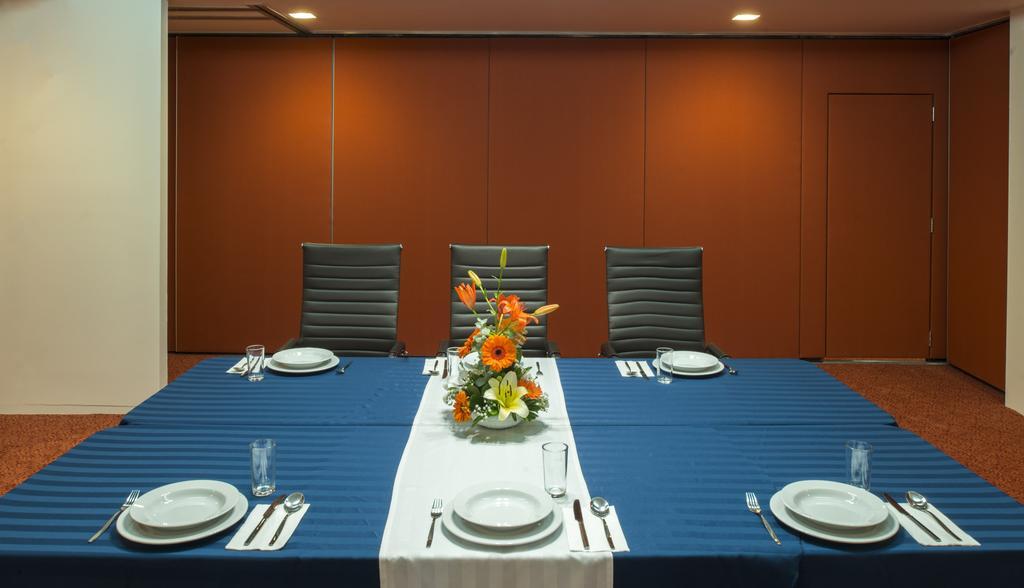 Mision Express Queretaro Hotell Eksteriør bilde