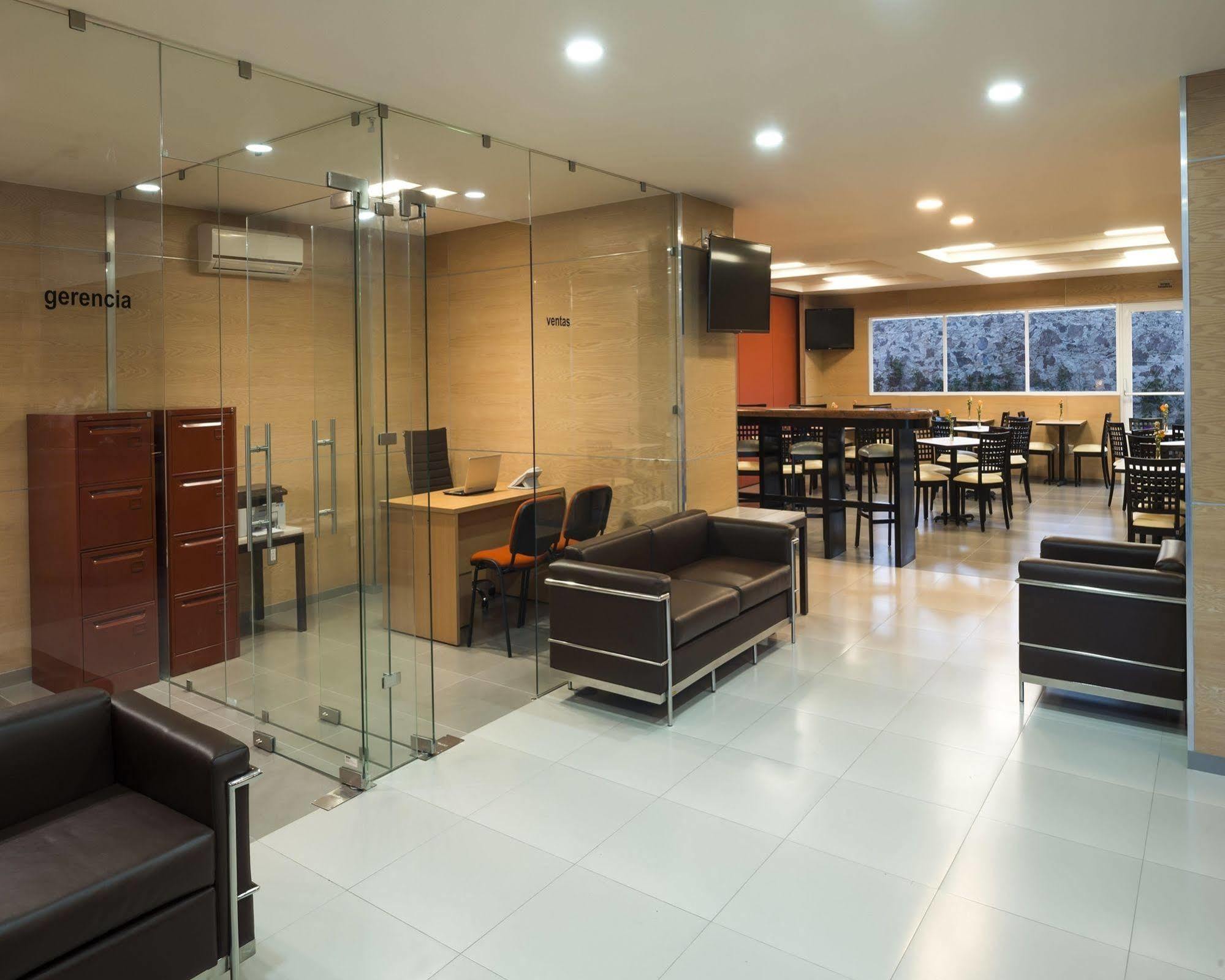 Mision Express Queretaro Hotell Eksteriør bilde